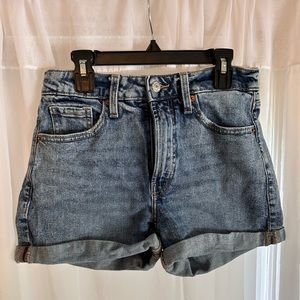 Old Navy Women’s O.G. Short High Rise Size 4